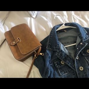 Cropped denim jacket